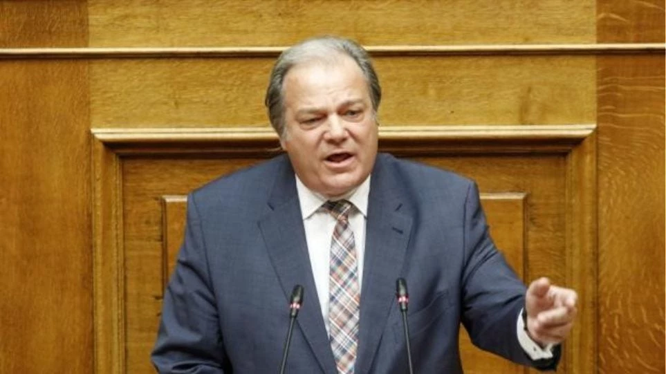 Κώστας Κατσίκης: Και την κυβέρνηση να ρίχναμε, η συμφωνία θα υπογραφόταν